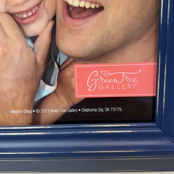 Wood 5 X 7 photo frame. - Picture 6 of 6